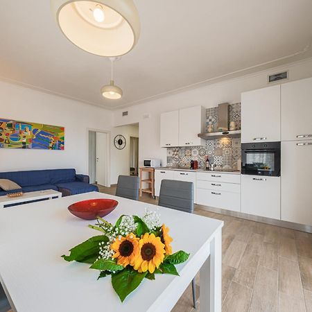 Casa Bianchi Apartment โมโนโปลี ภายนอก รูปภาพ